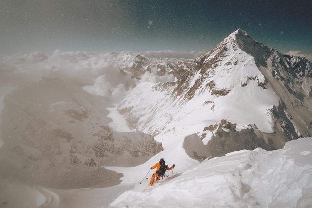 Jim Morrison skiing Lhotse. Photo by Nick Kalisz, The North Face