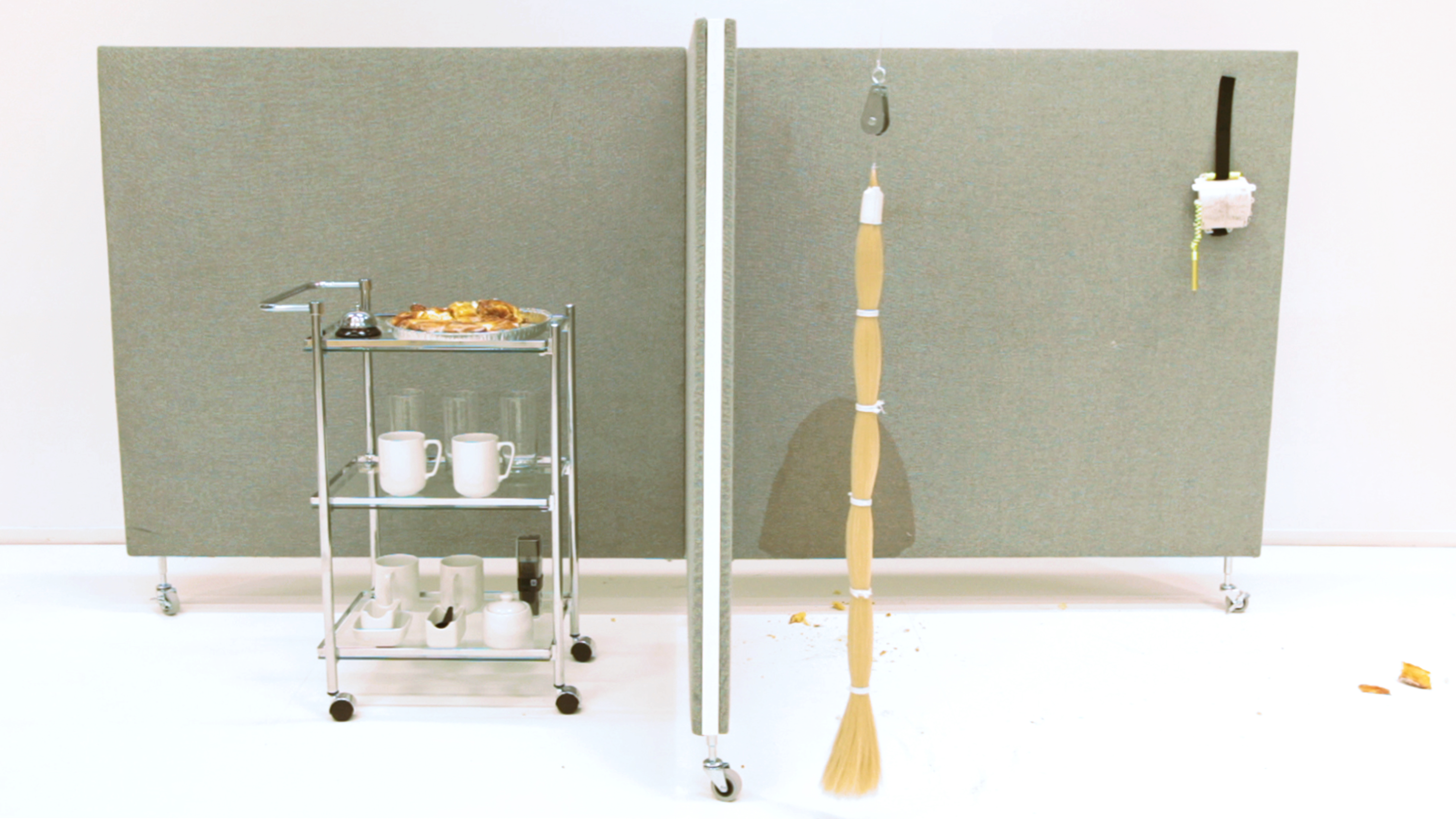 Virginia Lee Montgomery, still from “Innovation Porthole”, 2014. HD video, 1:27 seconds on loop. Courtesy the artist