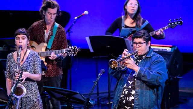 Jazz Showcase, 2019. Yunior Terry Ensemble: Christian McGhee (Drums), Summer Kodama (Bass), Jacob Hiser (Piano), Edward Bond (Guitar), Walter Cano(Trumpet), Camila Nebbia (Saxophone) & Ethan Fisher (Vibraphone).