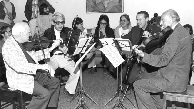 Zoltan Szekely, Lorand Fenyves, violins; Gabor Magyar, cello; Georges Janzer, viola