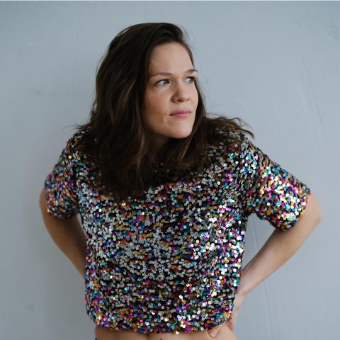 Person in sequence top looking to the side