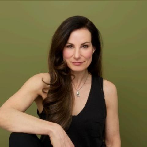 Headshot of Lisa Stevens