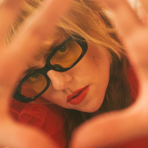 B O K E H aka Chloe Lewer musician