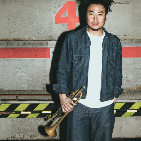 A portrait of Takuya Kuroda.