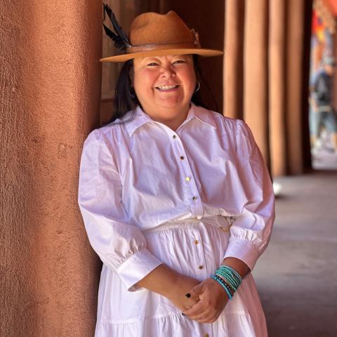 Headshot of Caroline Phelps