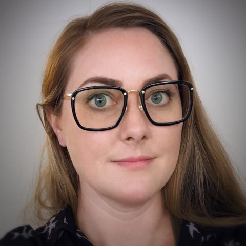 Headshot of Hazel Burns